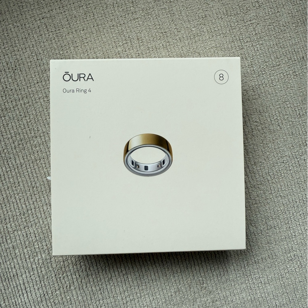 Oura Ring 4 in Elegant Gold Size 8